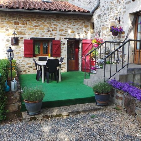 Vila La Petite Fontaine Ecuras Exteriér fotografie