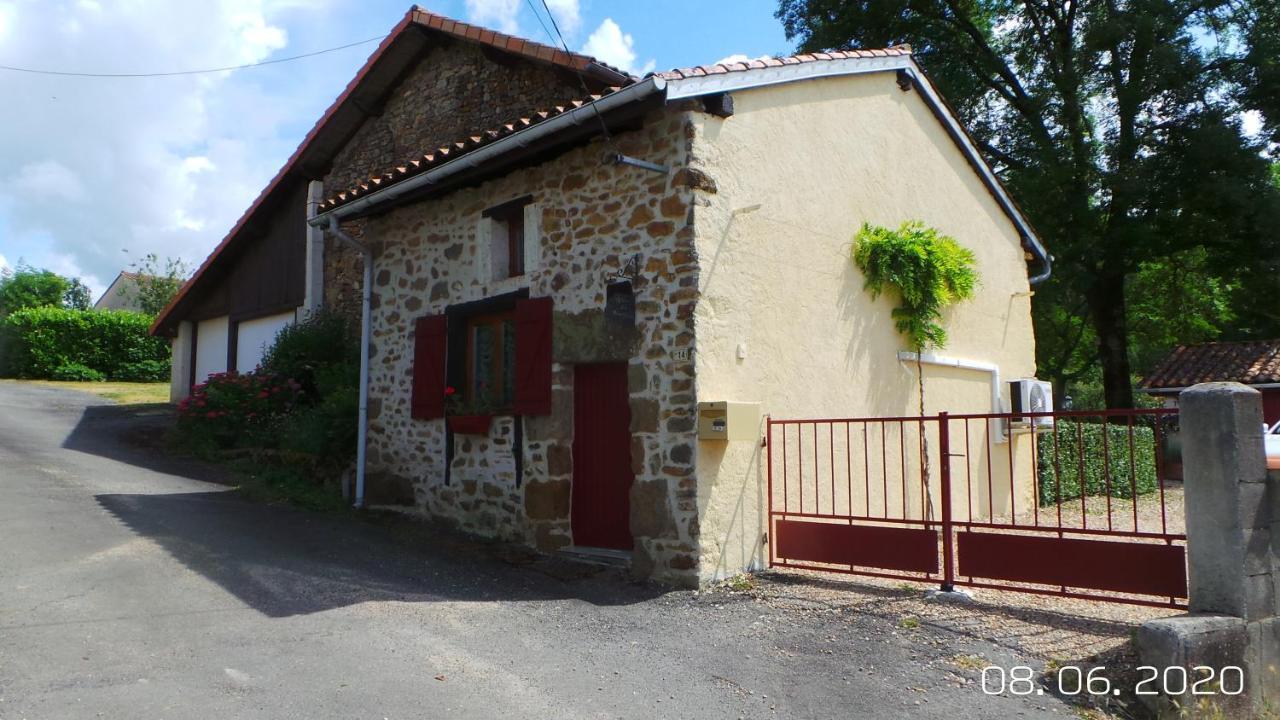 Vila La Petite Fontaine Ecuras Exteriér fotografie